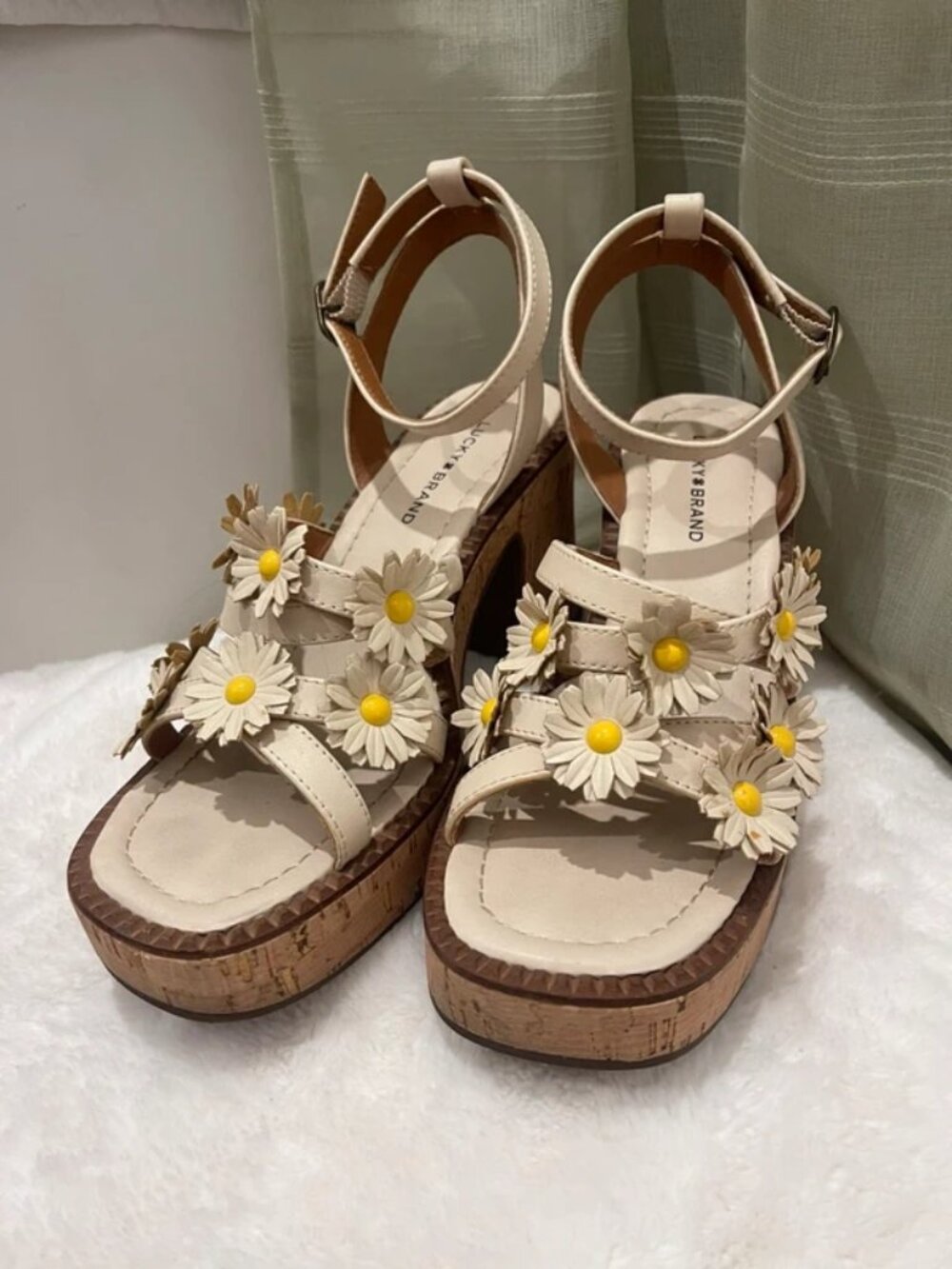 Daisy Platform Sandals